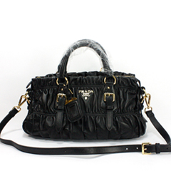 프라다 고프레 BN1407 블랙 램스킨