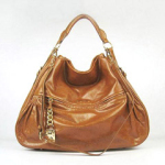 미우미우 칼프스킨 숄더백 0018 브라운