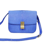 셀리느 클래식 박스백 뱀피 블루