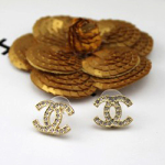 샤넬 CC 큐빅 귀걸이 금장