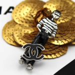 샤넬 브롯치 신상