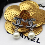 샤넬 진주 귀걸이