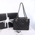 샤넬 그랜드샤핑 블랙/은장 미듐