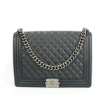 샤넬 캐비어 보이백 라지 블랙