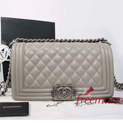 샤넬 보이백 캐비어 미듐 그레이 실버