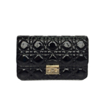 디올 퀄팅 숄더백 뉴락 페이던트 블랙