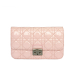 디올 퀄팅 숄더백 뉴락 페이던트