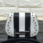 끌로에 투톤 숄더백 화이트