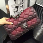 샤넬 캐비어 플랩백 버건디