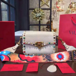 16f/w 발렌티노 락스터드 롤링 가죽 카메라 크로스백