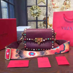 16f/w 발렌티노 락스터드 롤링 가죽 카메라 크로스백