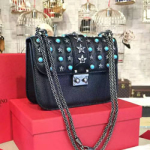 발렌티노 락스터드 백