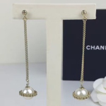 샤넬 귀걸이