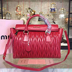  미우미우 Matelasse 토트백