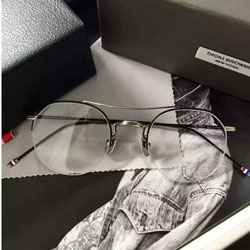 톰 브라운  선글라스