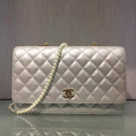 샤넬 진주체인 플랩백