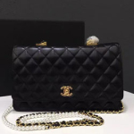 샤넬 진주체인 플랩백