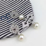 에이피엠 귀걸이 