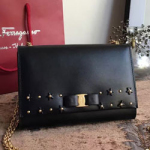 페레가모 체인플랩백