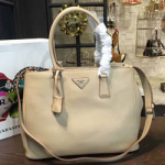 프라다 신상 가방  Calleria bag