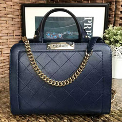 샤넬 클래식 토트백