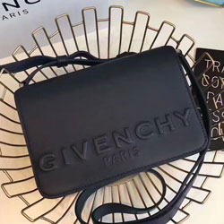 지방시 신상 가방