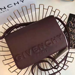 지방시 신상 가방