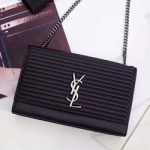 입생로랑 체인 크로스백