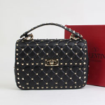 발렌티노 락스터드 스파이크백 24cm