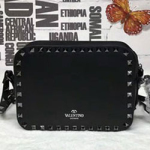 발렌티노 박스백