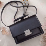 입생로랑 체인 크로스백