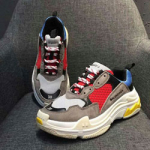 발렌시아가   트리플S스니커즈