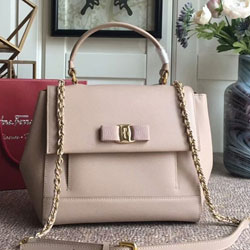 페레가모 체인플랩백