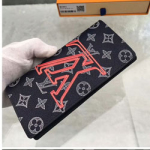 루이 비통 M62893