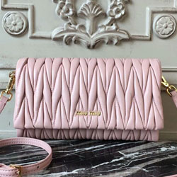 미우미우 가방 5BH080