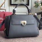 페레가모 체인플랩백 21F628  26cm