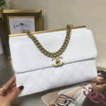 샤넬  램스킨 플랩백 CH-57605 28cm