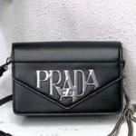 프라다 가죽백   PR-180709