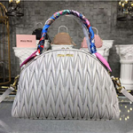 미우미우 마테라세 가죽 탑 핸들 백 5BB034