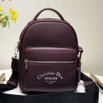 크리스찬디올  송아지 가죽 백  DR18130