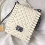 샤넬 보이  플랩 백  AS0132