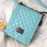 샤넬 보이  플랩 백  AS0132