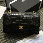  샤넬  악어무늬소가죽 플랩 백 190113