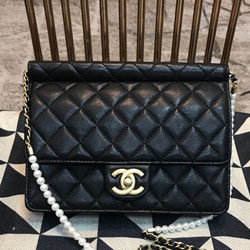 샤넬 플랩 백 AS0598