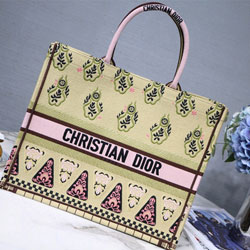 크리스찬디올 멀티컬러 자수 장식 패브릭 백