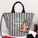 프라다 숄더백 1BG163