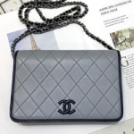 샤넬 WOC플랩 백 190712