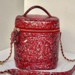 샤넬 드로스트링 핸드백 AS0323-10