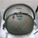 샤넬 카메라 케이스 AS0765-1