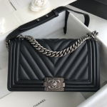 샤넬  보이백 190910 25cm 